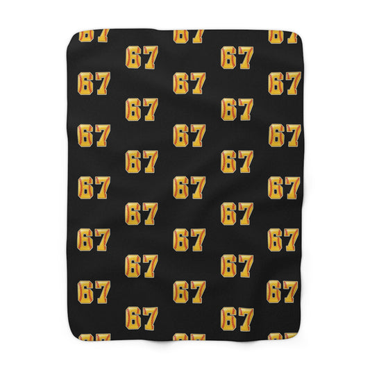 Number 67 Softball Sherpa Blanket – Cozy Black Fleece with Gold '67' Pattern